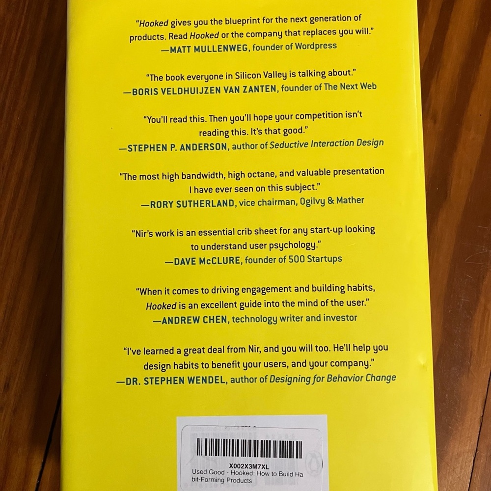 📚Hooked - Picture 2 of 6